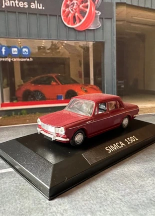 SIMCA 1501 miniature 1/43, marca: SIMCA, estado: Novo sem etiquetas, €20.00, €21.70 inclui Proteção do Comprador