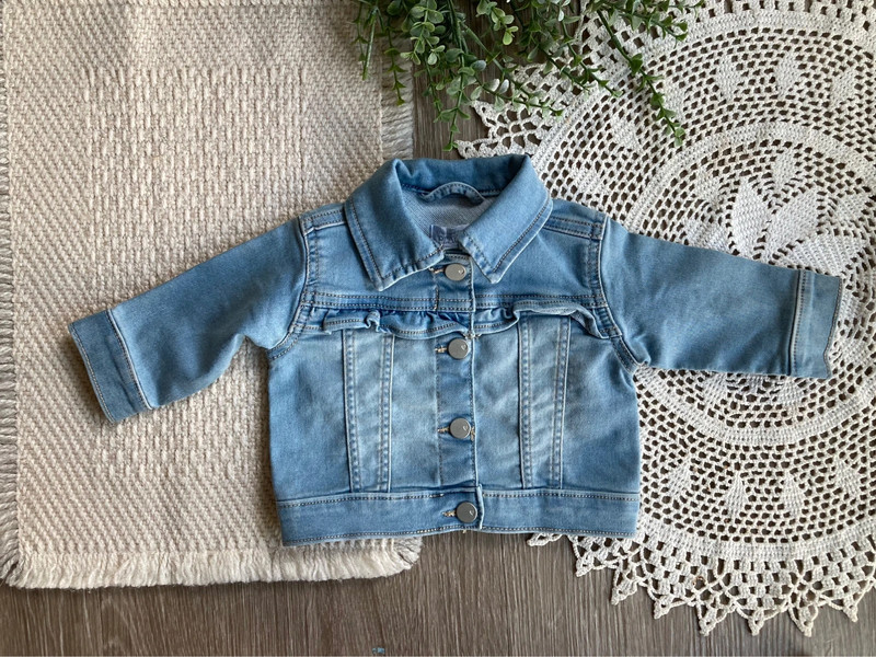 Baby The Children’s Place Denim Jean Jacket Size 0-3 Months Blue Snaps 1