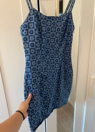 robe en jean M / T42, marque: H&M, état: Neuf sans étiquette, taille: M / 38 / 10, 6,00 €, 7,00 € Protection acheteurs incluse