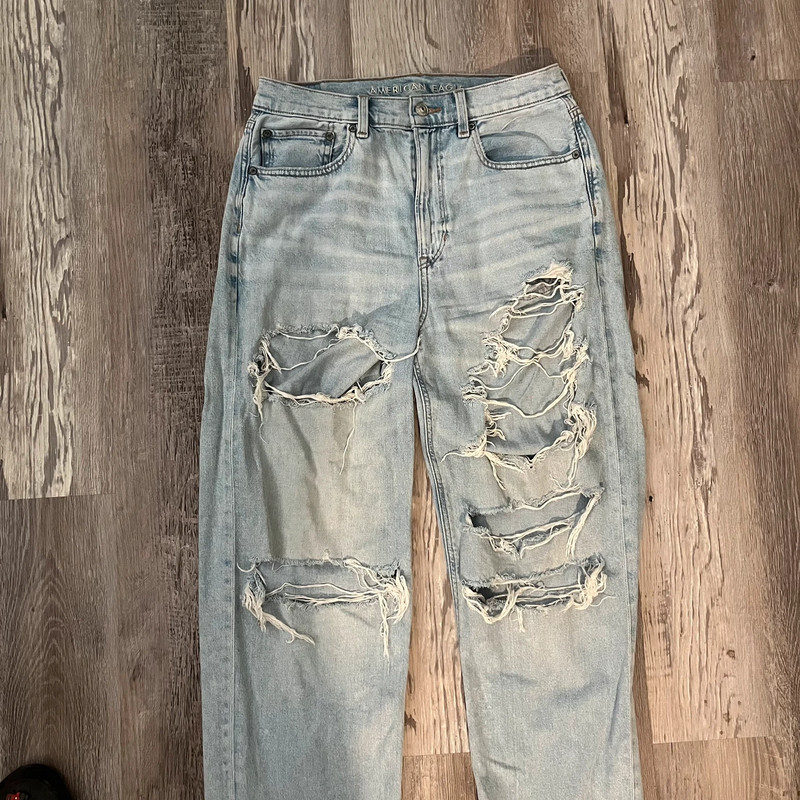 American Eagle baggy jeans 2
