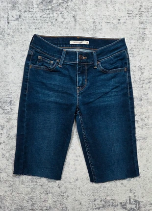 🩳 Levi's 710 Super Skinny Cutoff Short W25 XS Femme Denim Stretch, marque: Levi's, état: Très bon état, taille: XS / 34 / 6, 19,99 €, 21,69 € Protection acheteurs (Pro) incluse