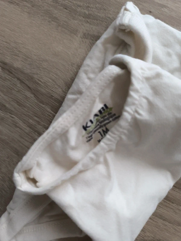 Lot 11 vêtements 1-3 mois fille - photo numéro 7