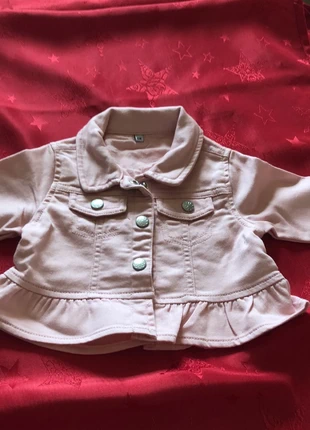 Veste neuve 6 mois, merk: diverse, staat: Nieuw zonder prijskaartje, maat: 6-9 maanden / 68 cm, € 4,00, € 4,90 inclusief Kopersbescherming