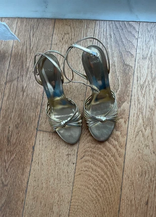 Heels - 38, marque: MNG, état: Très bon état, taille: 38, 8,00 €, 9,10 € Protection acheteurs incluse