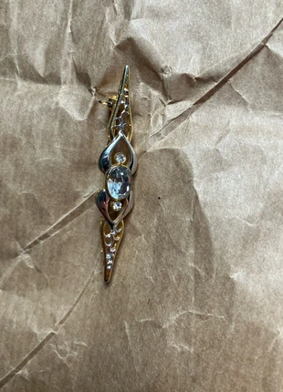 Broche dorée et pierre blanche , marke: Autre Chose, zustand: Neu, 1,00 €, 1,75 € inklusive Vinted-Käuferschutz