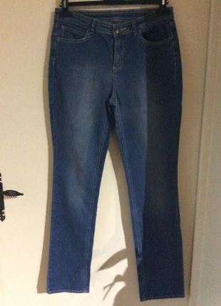 Jean femme Taille 38, zustand: Gut, größe: M / 38 / 10, 2,50 €, 3,33 € inklusive Vinted-Käuferschutz