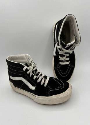 Basket Vans Montante Classique noir et blanche Taille 39, marque: Vans, état: Bon état, taille: 39, 14,90 €, 16,35 € Protection acheteurs (Pro) incluse