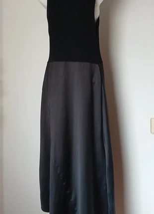 Robe taille S / vestido negra, marca: Zara, estado: Muy bueno, tamaño: S / 36 / 8, 15,00 €, 16,45 € Protección al comprador incluida