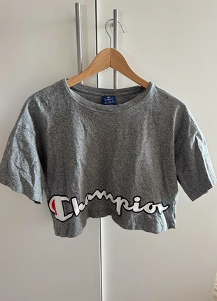 Tee-shirt Champion XS gris crop, marca: Champion, estado: Muy bueno, tamaño: XS / 34 / 6, 6,00 €, 7,00 € Protección al comprador incluida