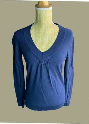 Pull Col en V Tommy Hilfiger Marine - Taille M, marque: Tommy Hilfiger, état: Très bon état, taille: M / 38 / 10, 15,00 €, 16,45 € Protection acheteurs (Pro) incluse