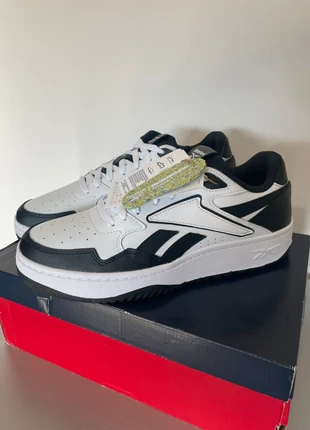 Scarpe Reebok, marke: Reebok, zustand: Neu, mit Etikett, größe: 44, 48,00 €, 51,10 € inklusive Vinted-Käuferschutz
