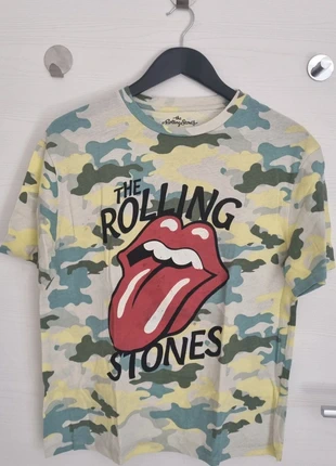 Rolling Stones T-Shirt, brand: The Rolling Stones, condizioni: Ottime, taglia: M / IT 42 / EU 38, €5.00, €5.95 include la Protezione acquisti