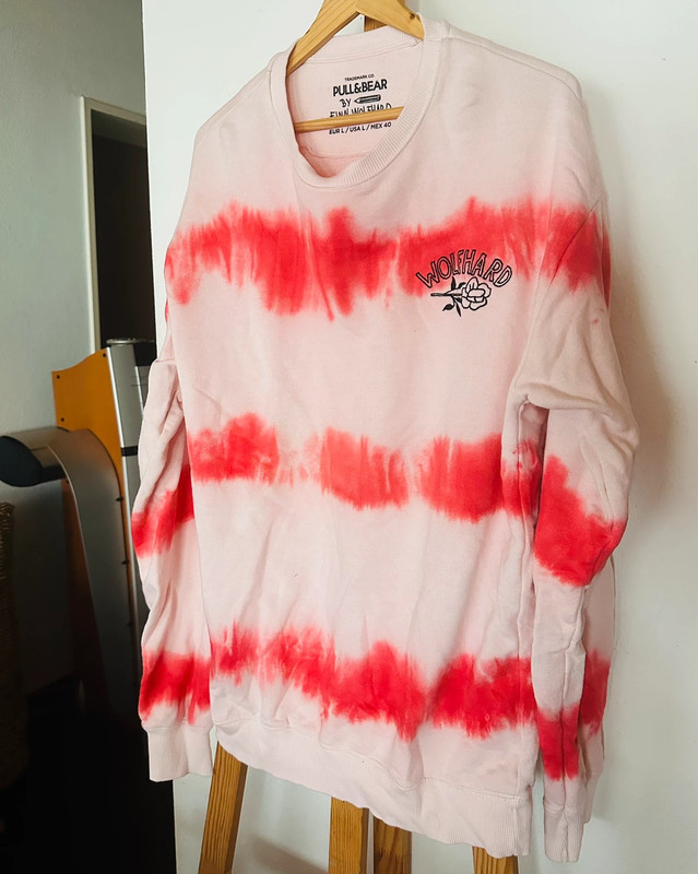 Finn wolfhard sweatshirt on sale