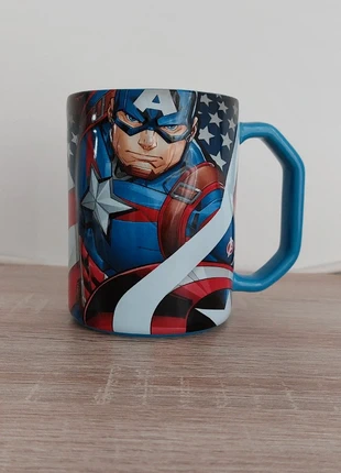 Grande mug Captain America – Disneyland Paris Marvel – Bleu, blanc et rouge – Excellent état, brand: Disneyland Paris, condition: Very good, €4.90, €5.85 includes Buyer Protection