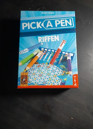 Pick a pen - riffen - compleet, merk: 999 GAMES, staat: Nieuw zonder prijskaartje, € 9,95, € 11,15 inclusief Kopersbescherming