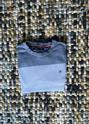 Pull tommy hilfiger taille S rayé épais homme, marque: Tommy Hilfiger, état: Très bon état, taille: S, 6,80 €, 7,84 € Protection acheteurs incluse