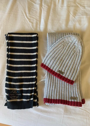 Lot de 2 écharpes et un bonnet , marque: Okaïdi, état: Très bon état, 2,00 €, 2,80 € Protection acheteurs incluse