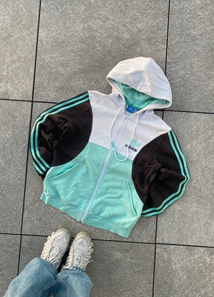 adidas zip hoodie, brand: adidas, condizioni: Ottime, taglia: S, €20.00, €21.70 include la Protezione acquisti