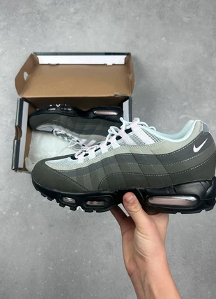 Air max 95 og pink foam euro 46 en parfait état, brand: airmax 95, condition: New without tags, size: 46, €140.00, €147.70 includes Buyer Protection