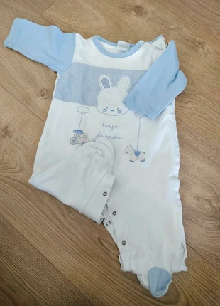 Babygrow Branco e azul Baby Fashion , marca: Baby Fashion, estado: Bom, tamanho: 6-9 meses / 68 cm, €1.00, €1.75 inclui Proteção do Comprador