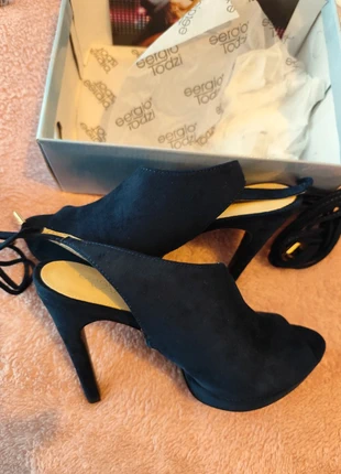 Chic Faux suede Navy peep toe wrap around sandals. New in box, brand: Sergio Todzi, condition: New with tags, size: 38, €15.95, €17.45 includes Buyer Protection
