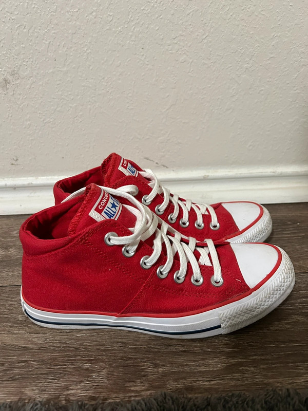 Converse Mid Red Size Women’s 7.5 1