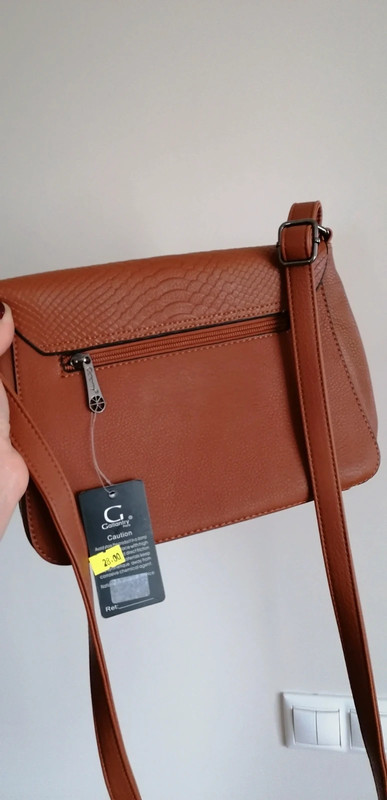 New Ashwood Leather Crossbody Bag - Vinted