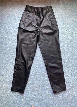 Pantalon Simili Cuir Zara Femme Noir Taille Haute XS – Coupe Chic Tendance, brand: Zara, condition: New without tags, size: XS / 34 / 6, €9.00, €10.15 includes Buyer Protection