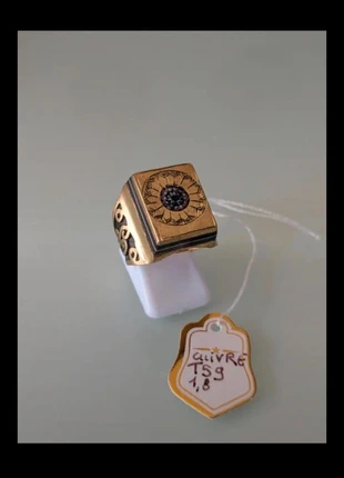 Bague homme acier inoxydable cuivre kabyle amazigh berbère neuf, marke: bague kabyle, zustand: Neu, mit Etikett, größe: 56.9 mm / 18.1 mm Ø, 16,00 €, 17,50 € inklusive Vinted-Käuferschutz