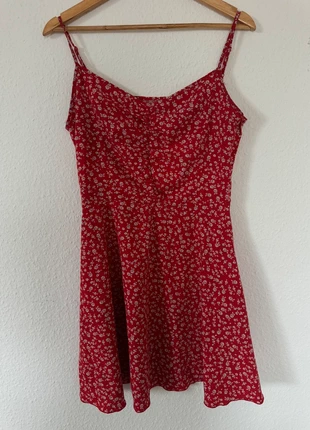 Rotes Sommerkleid mit Blumenmuster, marca: Shein, estado: Muy bueno, tamaño: M / 38 / 10, 3,50 €, 4,38 € Protección al comprador incluida