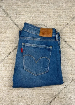 Jean Levi’s Femme Bleu W26 L32 FR36 | 711 Skinny | Très Bon État | LLP271, marque: Levi's, état: Très bon état, taille: S / 36 / 8, 20,70 €, 22,44 € Protection acheteurs (Pro) incluse