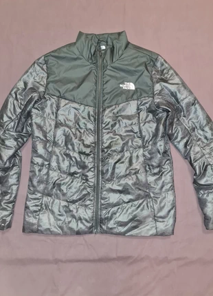 Veste the North Face (taille M, Noir avec motif, logo blanc), marca: The North Face, estado: Novo sem etiquetas, tamanho: M, €38.00, €40.60 inclui Proteção do Comprador