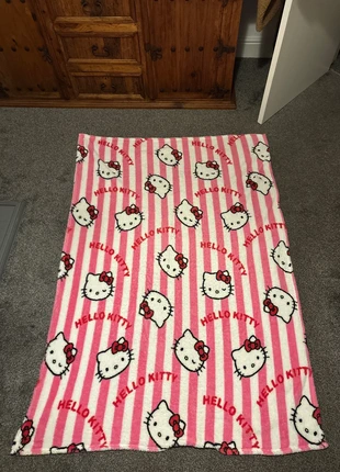 Hello kitty blanket, brand: Hello Kitty, condition: Very good, £4.00, £4.62 includes Buyer Protection