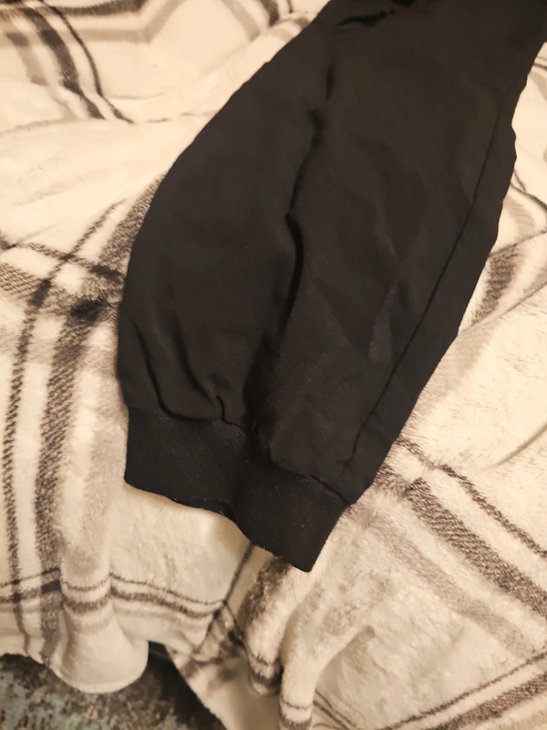 Black cargo pocket detail drawstring waist pants 2