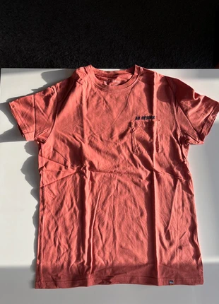 T-shirt couleur brique poche broderie au revoir taille m, marque: Lefties, état: Très bon état, taille: M, 5,00 €, 5,95 € Protection acheteurs incluse