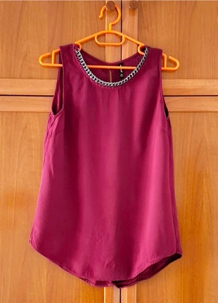 Blusa Burdeos o Camiseta, marca: Stradivarius, estado: Muy bueno, tamaño: M / 38 / 10, 8,90 €, 10,05 € Protección al comprador incluida