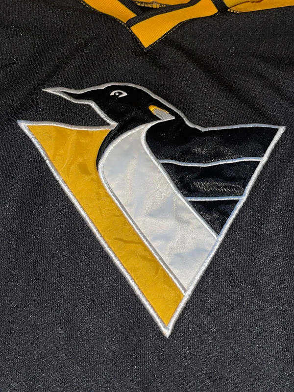 NHL Winning Goal Mighty Mac Sports Pittsburgh Penguins Hockey Jersey Youth Used. 5