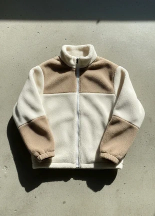 Veste polaire beige et crème, coupe droite bicolore, état: Très bon état, taille: M, 69,90 €, 74,10 € Protection acheteurs incluse