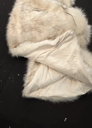 Faux Fur Throw Blanket White 130 x 170cm-RRP-79.99, brand: Luxury, condition: New without tags, size: Other, £44.99, £47.94 includes Buyer Protection Pro