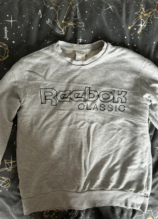 Heather grey Reebok sweatshirt, brand: Reebok, condition: Very good, size: M, £5.00, £5.95 includes Buyer Protection