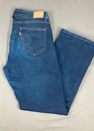 Jean Levi’s Femme Bleu W30 L30 – Confort et Style Classique, brand: Levi's, condition: Very good, size: M / 38 / 10, €10.00, €11.20 includes Buyer Protection