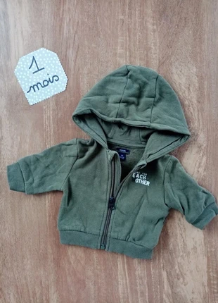 Gilet à capuche Kiabi Taille 1 mois, marca: Kiabi, estado: Nuevo sin etiquetas, tamaño: 1-3 meses / 56 cm, 2,00 €, 2,80 € Protección al comprador incluida