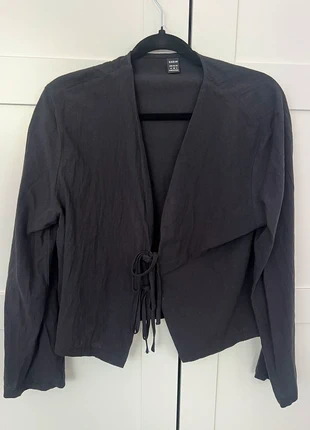 Basic schwarzes Cardigan Oberteil mit Bindung Schleife langsam gr. M, marque: Shein, état: Neuf sans étiquette, taille: M / 38 / 10, 6,00 €, 7,00 € Protection acheteurs incluse
