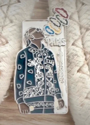 Pin's JO 2024 - Snoop Dogg - Pin's rare issu des jeux olympique de paris 2024, marque: Olympic, état: Neuf sans étiquette, 12,00 €, 13,30 € Protection acheteurs incluse