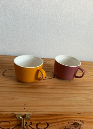 2 Tassen Tee Kaffee Cappuccino, merk: Hema, staat: Heel goed, € 11,99, € 13,29 inclusief Kopersbescherming