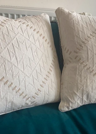 Pair Of Algonquin White Pillows, brand: Zinc Textiles, condition: New, £75.00, £79.45 includes Buyer Protection