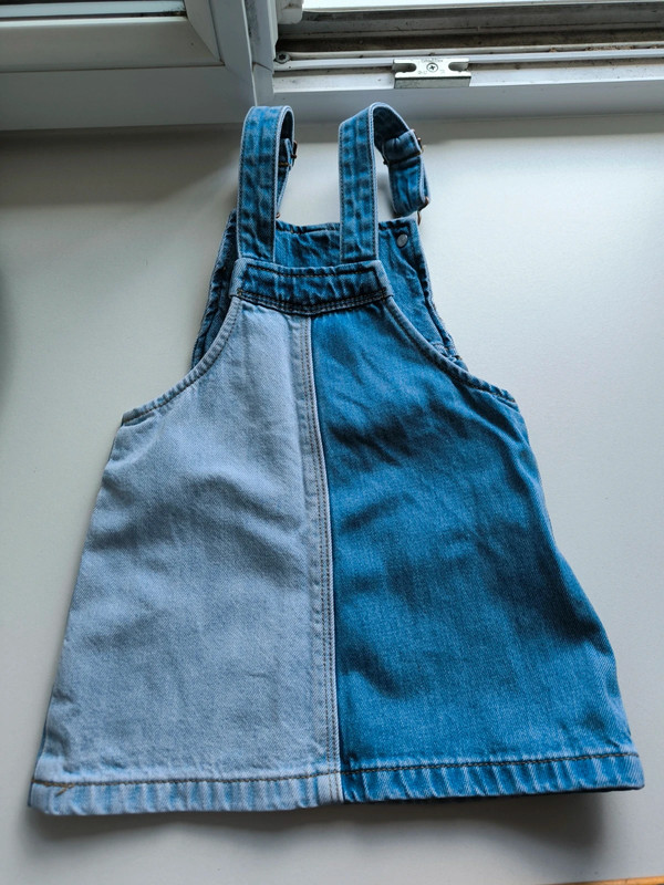 Robe salopette en jeans 2