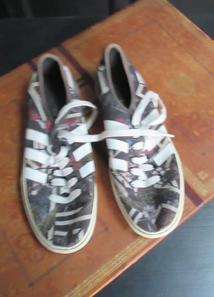 Rraes baskets Adidas toile🎨 t 40 décor fleurs et feuillage Vintage + be, brand: adidas, condition: Good, size: 40, €12.50, €13.83 includes Buyer Protection Pro