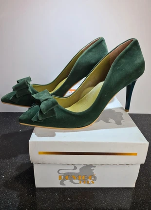 👠 Escarpins verts en daim avec nœud, merk: rovigo plus, staat: Nieuw zonder prijskaartje, maat: 39, € 18,50, € 20,13 inclusief Kopersbescherming