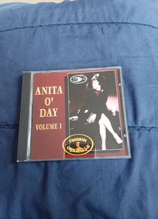 Cd anita o'day volume 1 version original, condizioni: Ottime, €1.50, €2.28 include la Protezione acquisti Pro